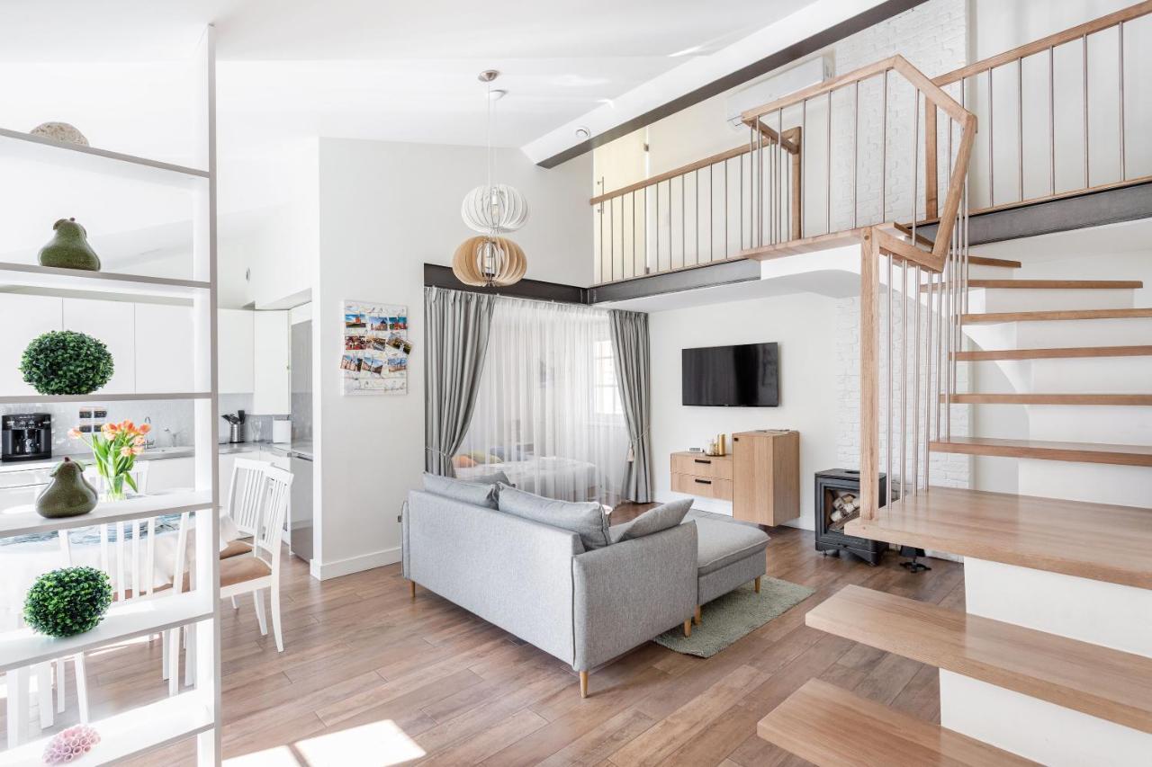 3 Bedroom 24h Self Check In, Free Parking, Ac, Fireplace * VNO