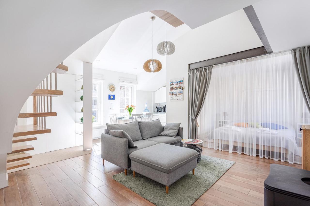 3 Bedroom 24h Self Check In, Free Parking, Ac, Fireplace *