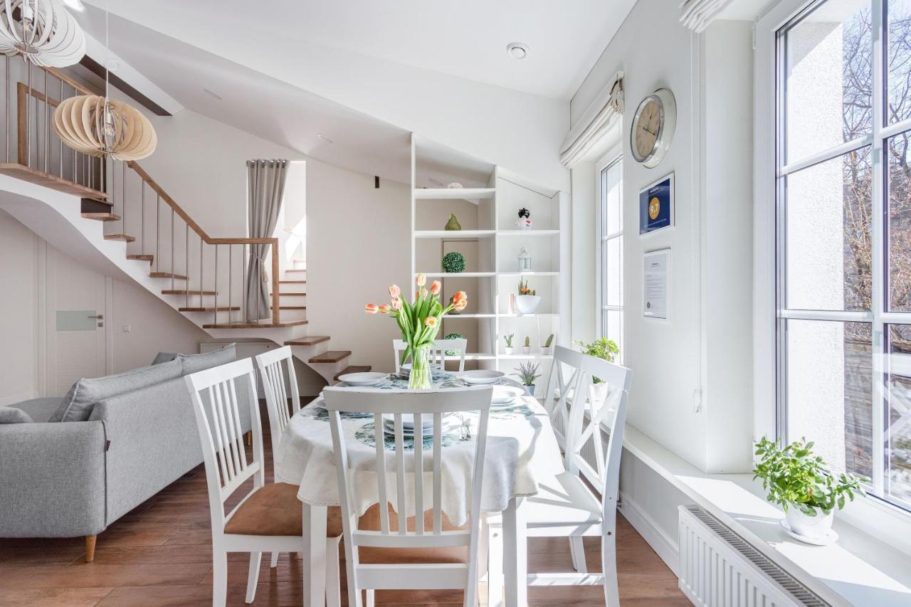 3 Bedroom 24h Self Check In, Free Parking, Ac, Fireplace *