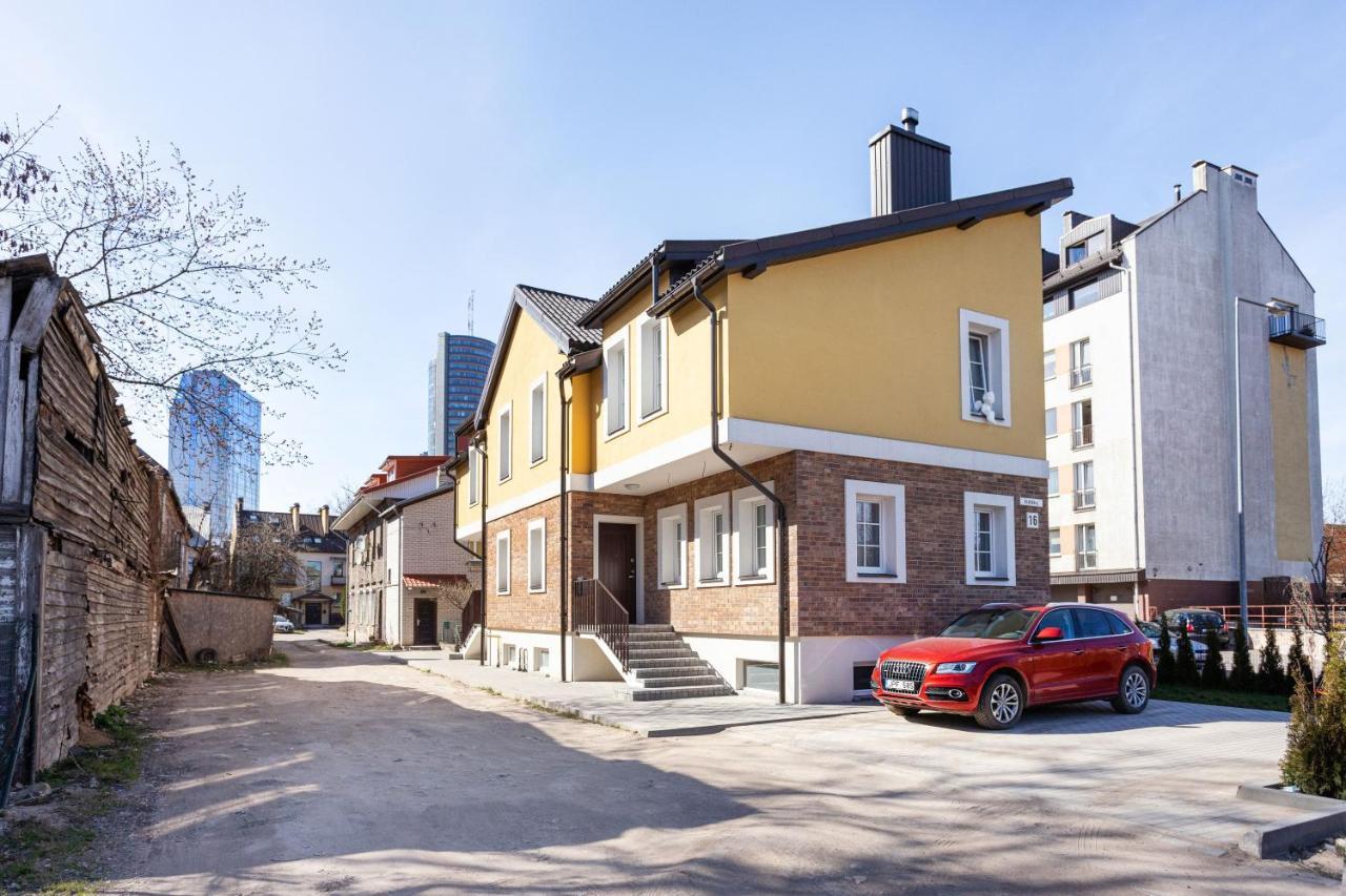 3 Bedroom 24h Self Check In, Free Parking, Ac, Fireplace VNO